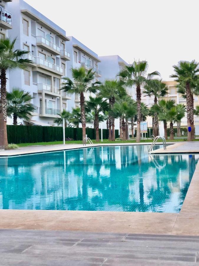 Apparemment De Luxe Vue Piscine Apartment Bouznika Bagian luar foto