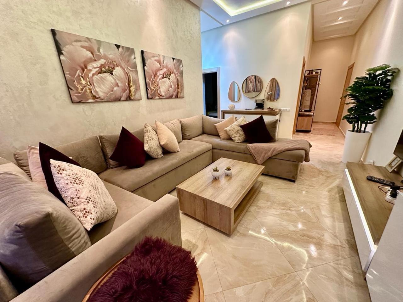Apparemment De Luxe Vue Piscine Apartment Bouznika Bagian luar foto