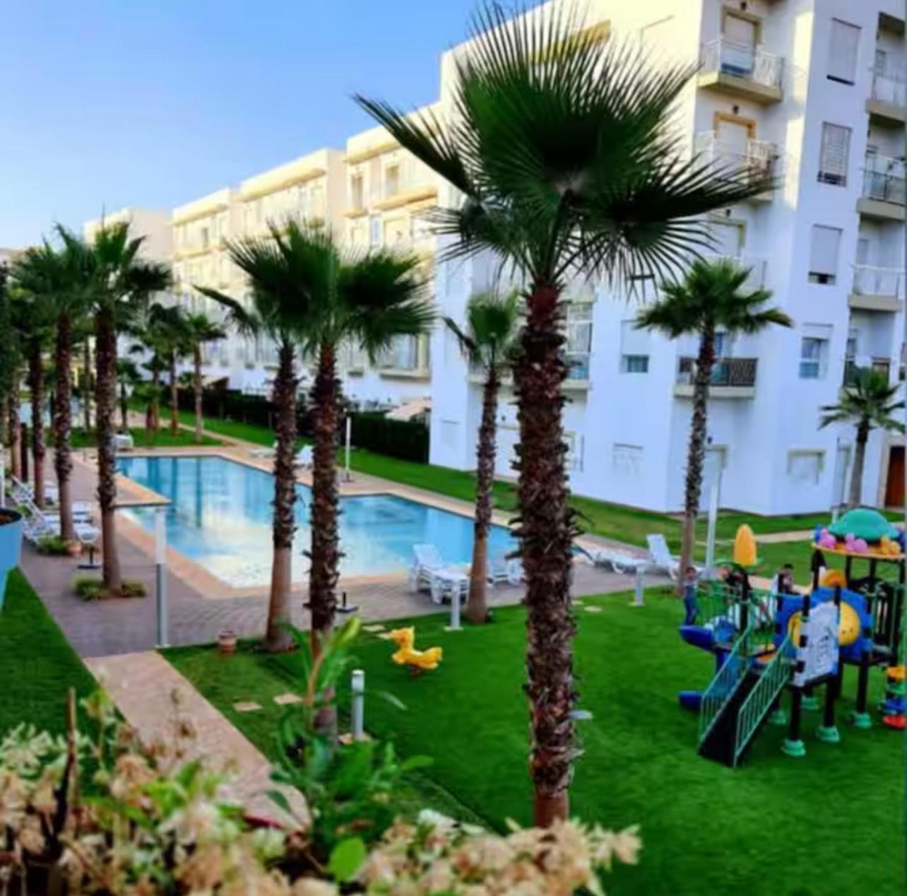 Apparemment De Luxe Vue Piscine Apartment Bouznika Bagian luar foto