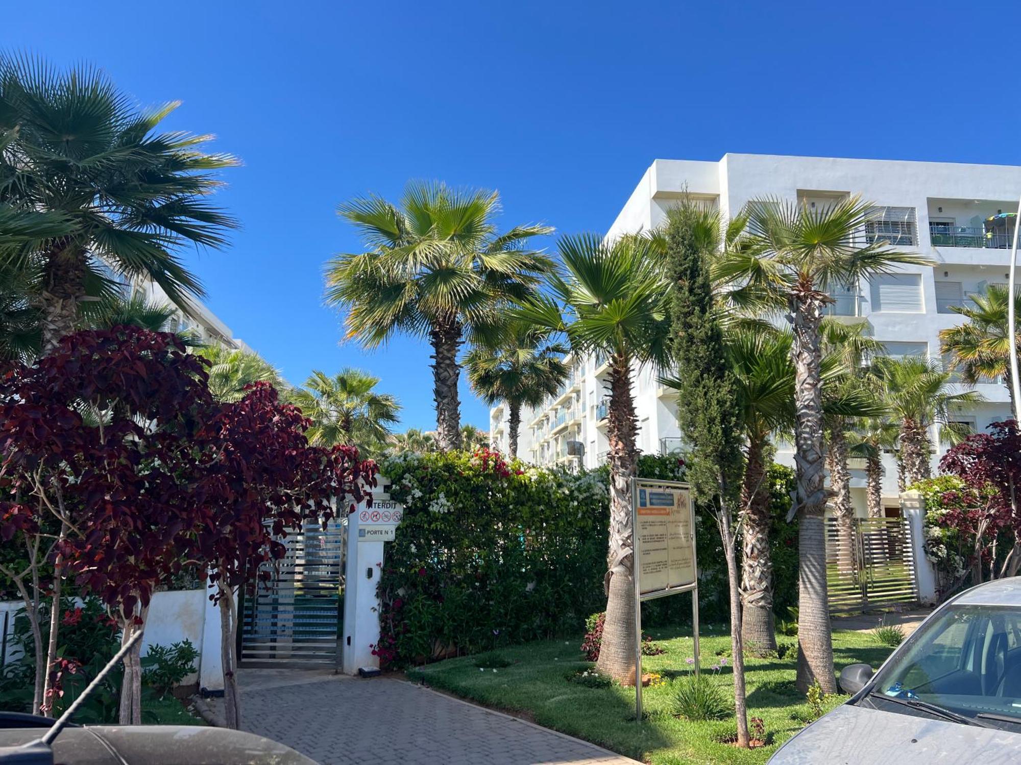 Apparemment De Luxe Vue Piscine Apartment Bouznika Bagian luar foto